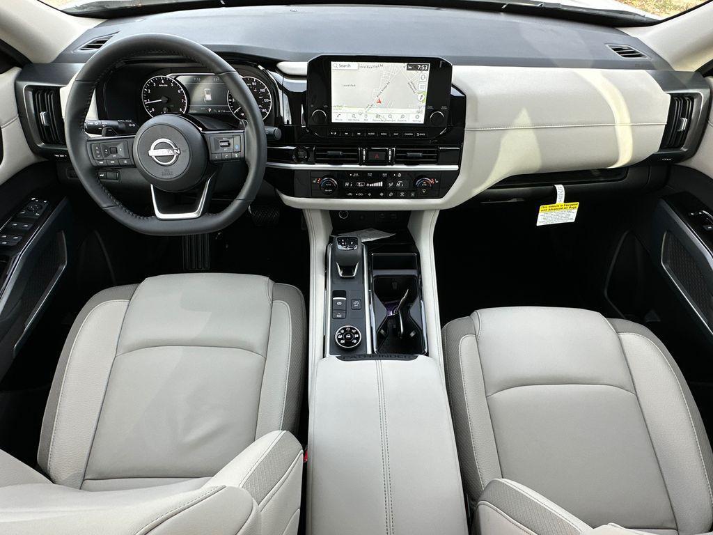 new 2025 Nissan Pathfinder car, priced at $37,985
