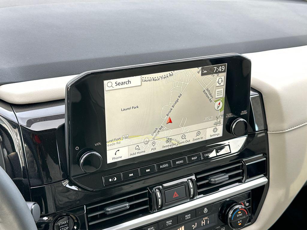 new 2025 Nissan Pathfinder car, priced at $37,985