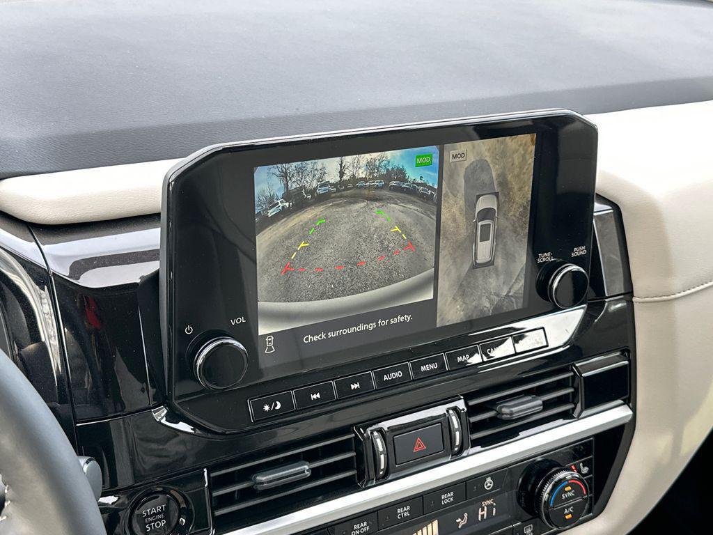 new 2025 Nissan Pathfinder car, priced at $37,985