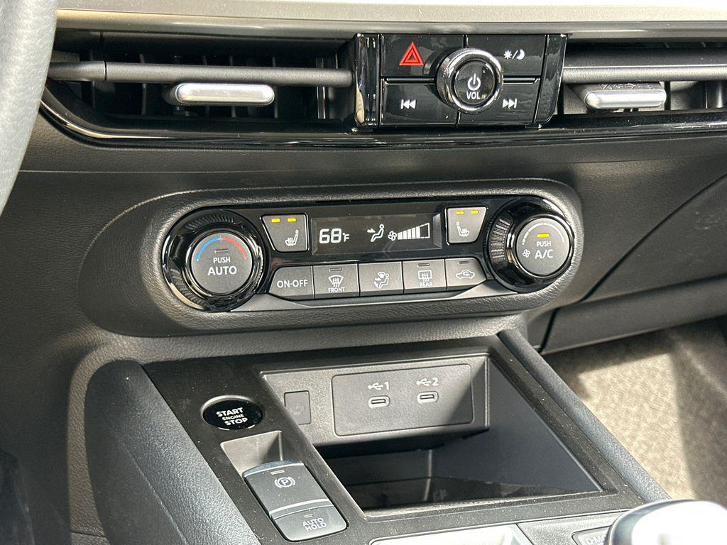 new 2026 Nissan Kicks car, priced at $26,026