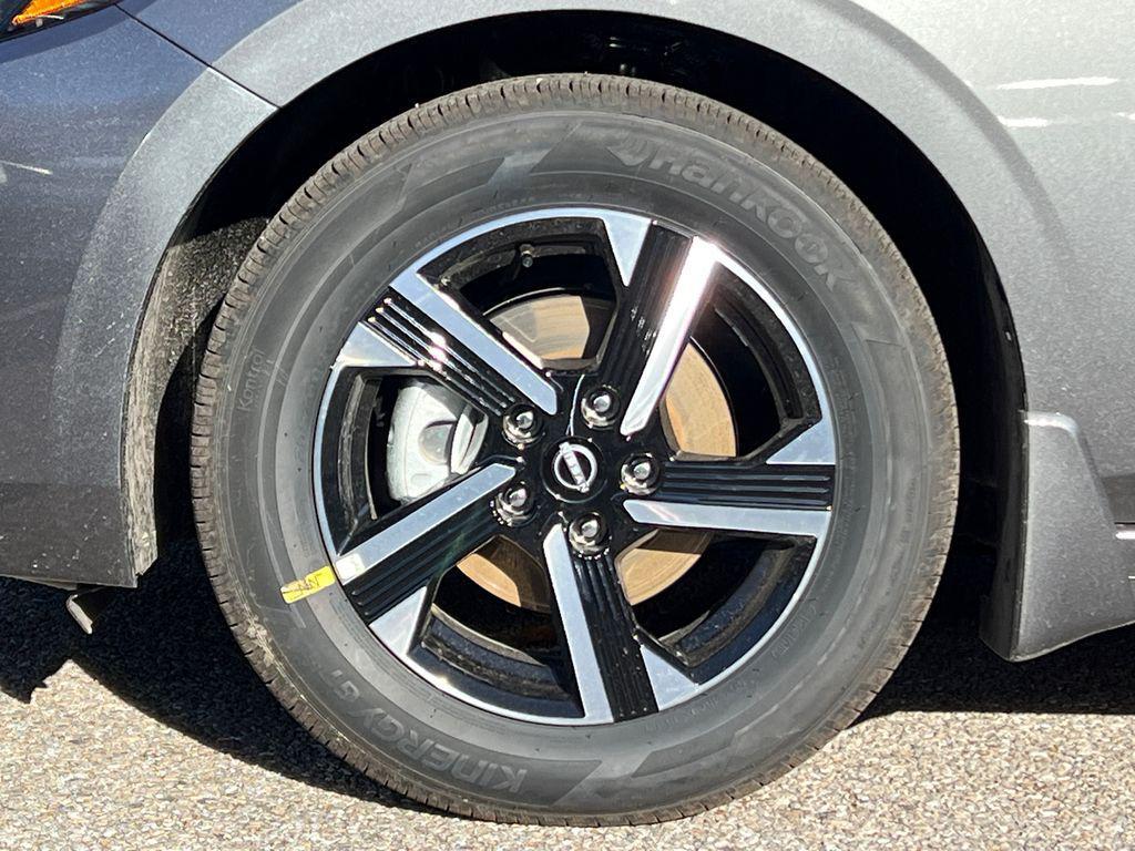 new 2025 Nissan Sentra car, priced at $20,735