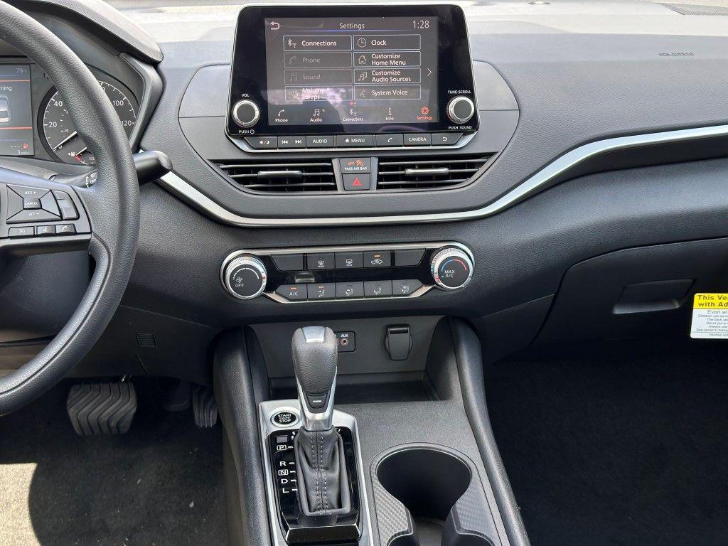 new 2025 Nissan Altima car, priced at $24,998