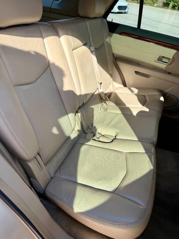 used 2007 Cadillac SRX car, priced at $4,995