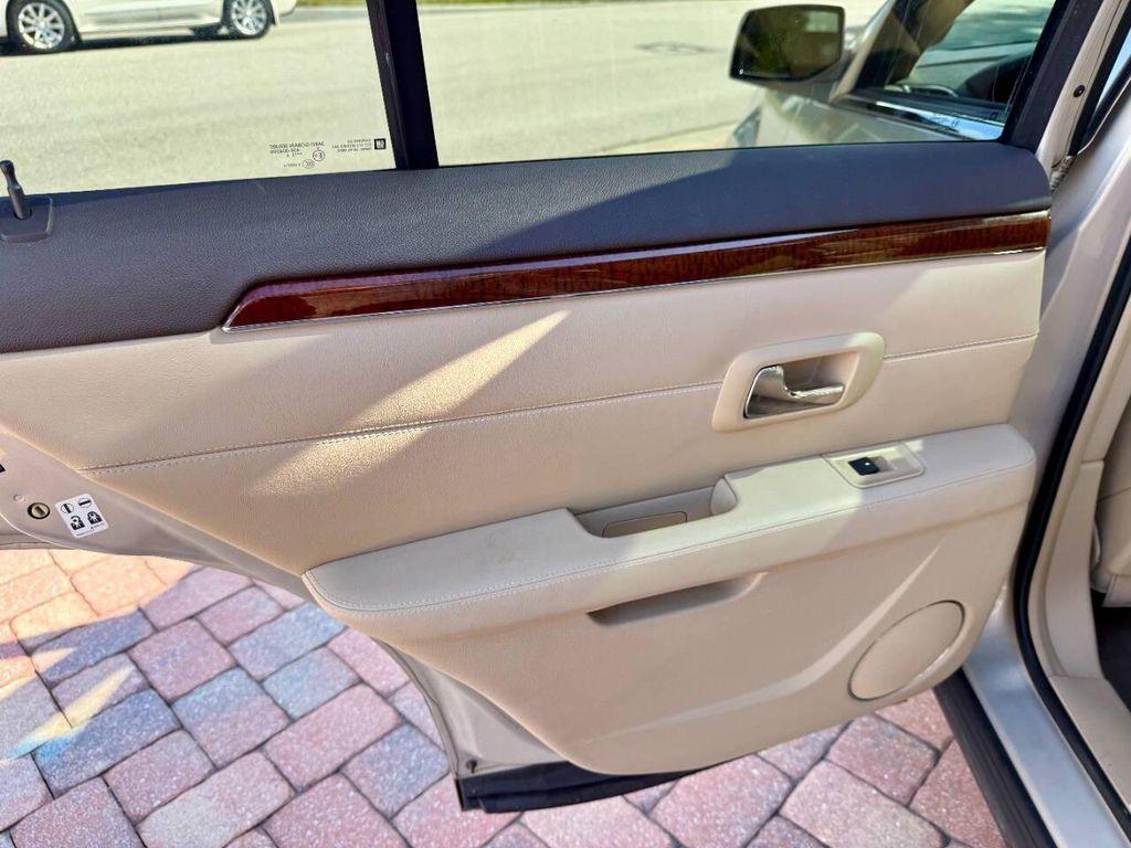 used 2007 Cadillac SRX car, priced at $4,995