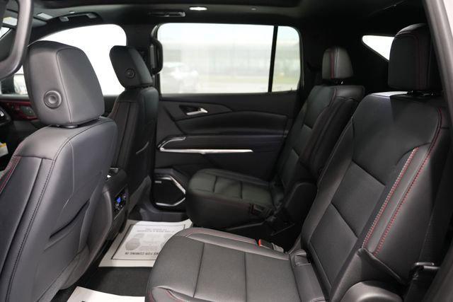 new 2026 Chevrolet Traverse car, priced at $54,678