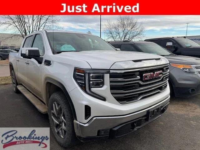 used 2023 GMC Sierra 1500 car, priced at $30,995