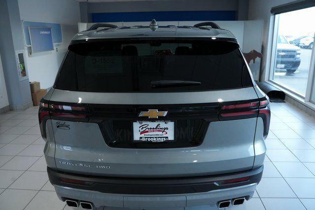 new 2026 Chevrolet Traverse car, priced at $43,565