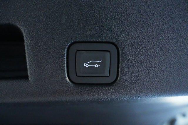 new 2026 Chevrolet Traverse car, priced at $43,565