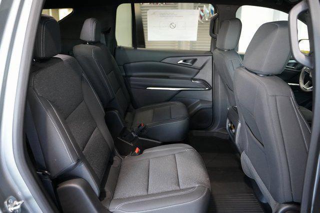 new 2026 Chevrolet Traverse car, priced at $43,565