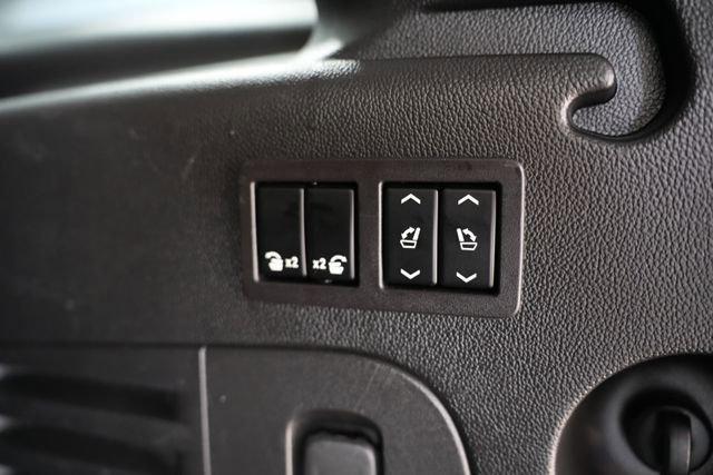 used 2020 GMC Yukon XL car, priced at $29,995