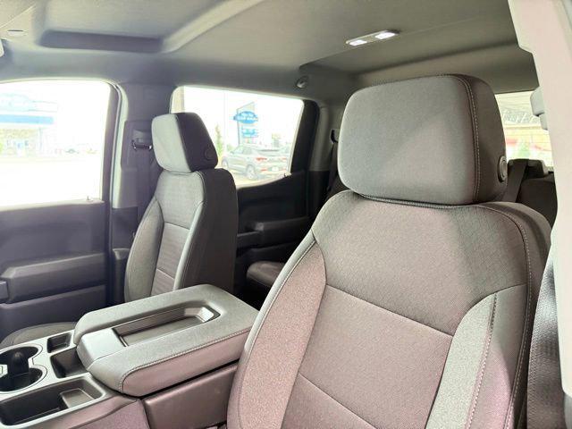 new 2025 Chevrolet Silverado 1500 car, priced at $40,311