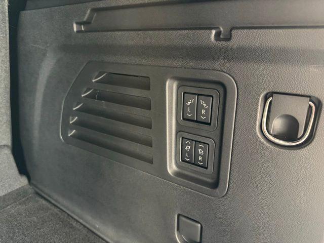 used 2024 Chevrolet Traverse car, priced at $50,995