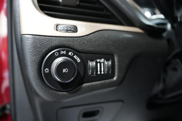 used 2016 Jeep Cherokee car, priced at $9,995