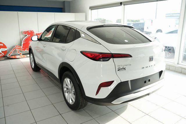 new 2025 Buick Envista car, priced at $24,940