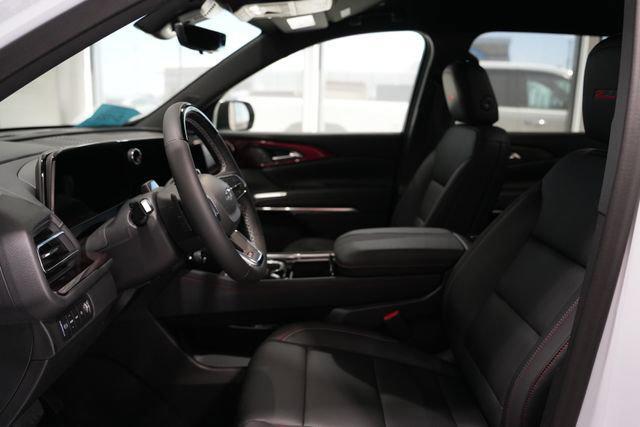new 2026 Chevrolet Traverse car, priced at $54,198