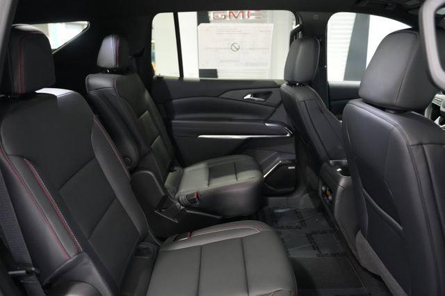 new 2026 Chevrolet Traverse car, priced at $54,198