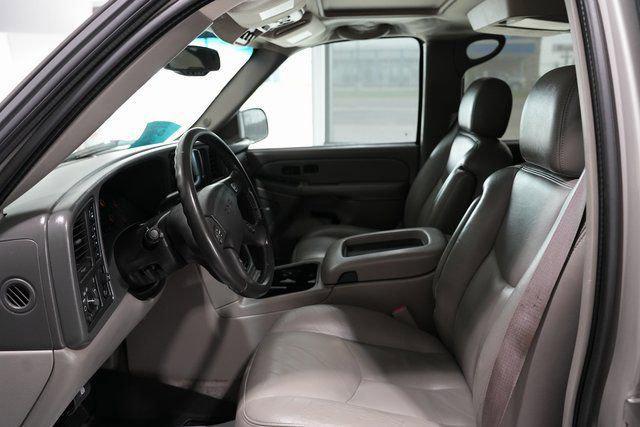 used 2005 GMC Yukon XL car, priced at $13,995