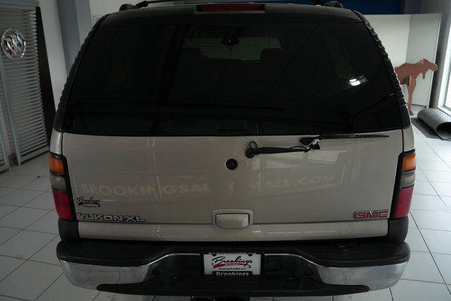 used 2005 GMC Yukon XL car, priced at $13,995