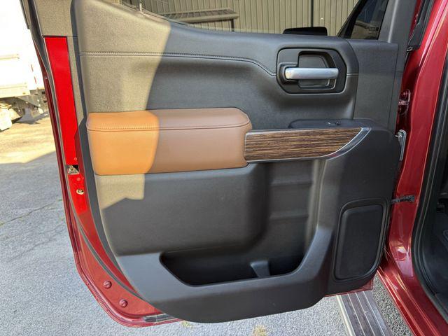 used 2021 Chevrolet Silverado 1500 car, priced at $34,000