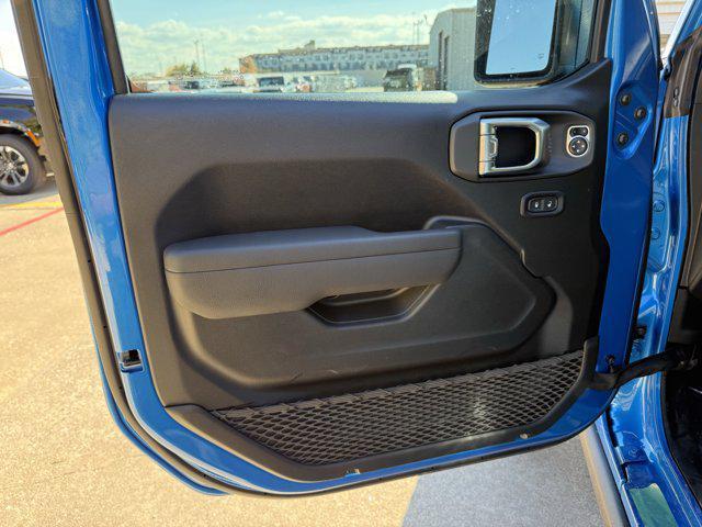 new 2026 Jeep Wrangler car, priced at $44,535