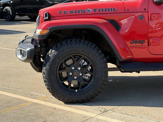 new 2025 Jeep Gladiator car, priced at $40,346