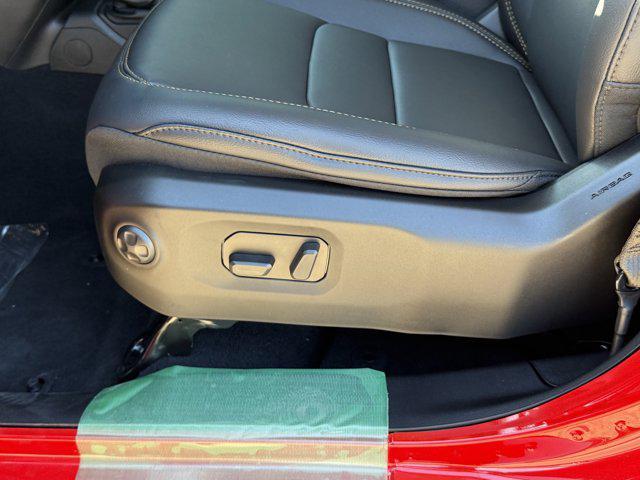 new 2025 Jeep Gladiator car, priced at $40,346