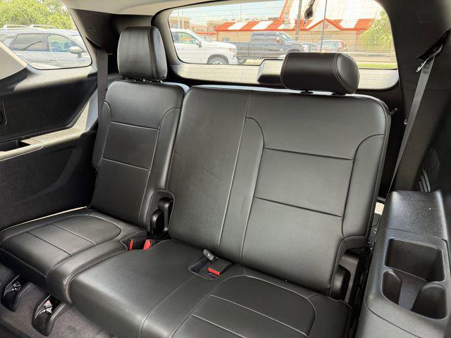 used 2020 Chevrolet Traverse car, priced at $25,495