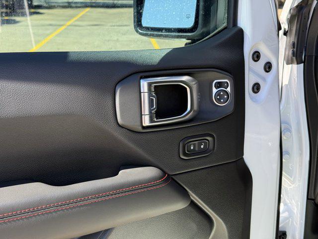 new 2026 Jeep Wrangler car, priced at $52,599