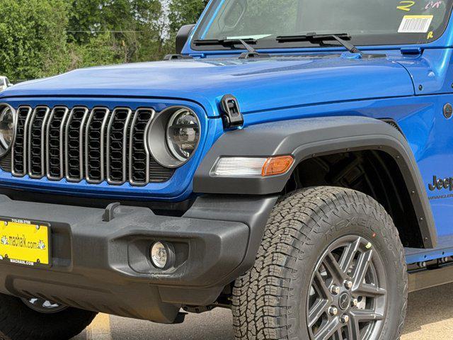 new 2026 Jeep Wrangler car, priced at $43,101