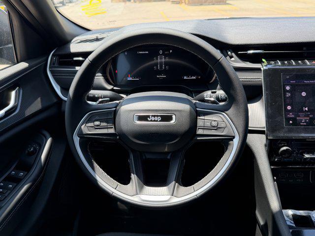 new 2026 Jeep Grand Cherokee car, priced at $41,764