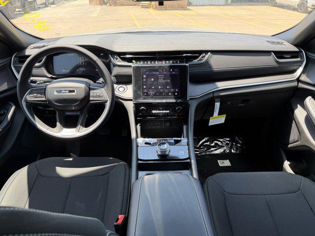 new 2026 Jeep Grand Cherokee car, priced at $41,764