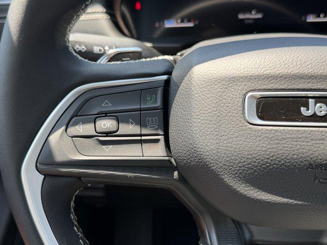 new 2026 Jeep Grand Cherokee car, priced at $41,764