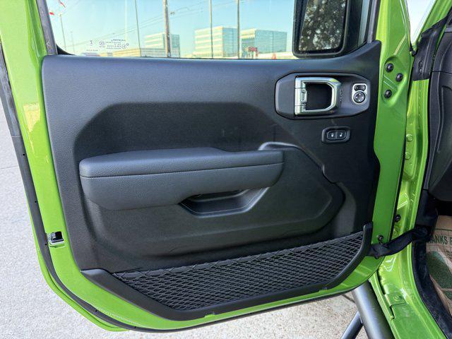 new 2025 Jeep Wrangler car, priced at $61,080