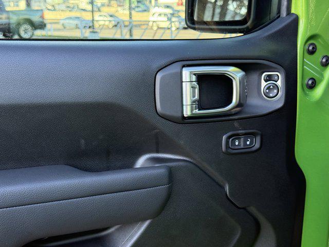 new 2025 Jeep Wrangler car, priced at $61,080