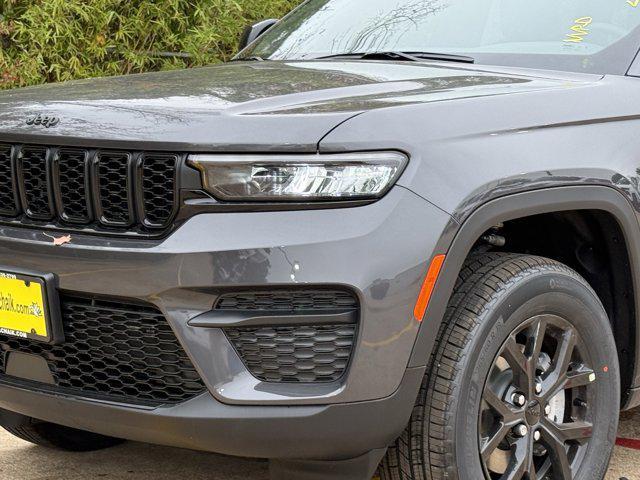 new 2025 Jeep Grand Cherokee car, priced at $36,930