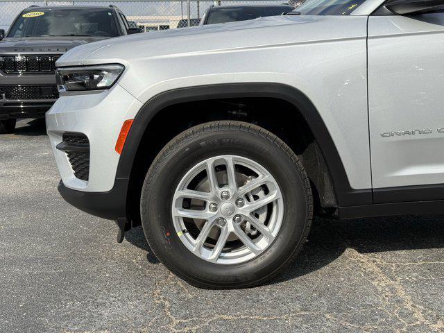 new 2025 Jeep Grand Cherokee car, priced at $34,134