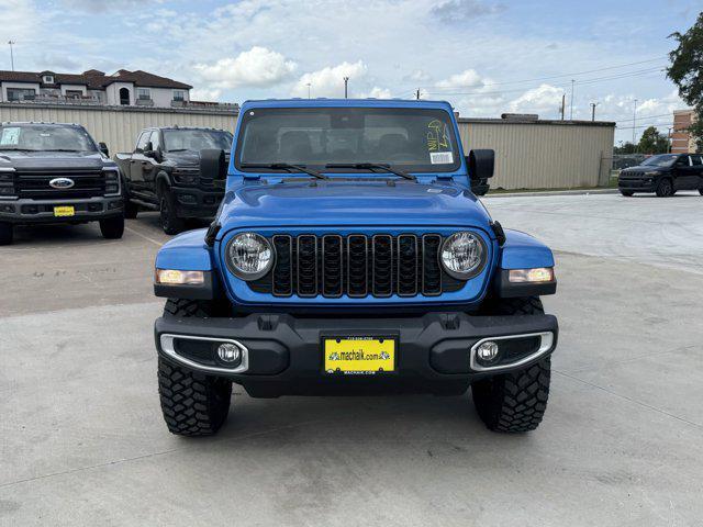 new 2025 Jeep Gladiator car, priced at $42,721