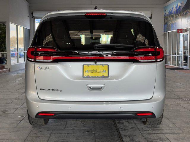 new 2026 Chrysler Pacifica car, priced at $45,915