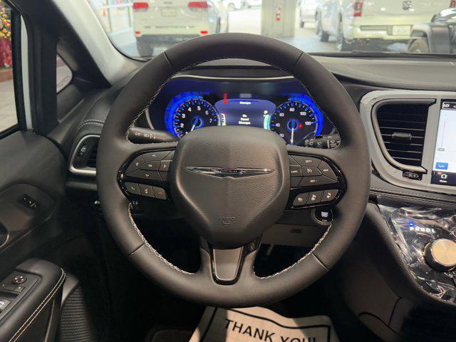 new 2026 Chrysler Pacifica car, priced at $45,915