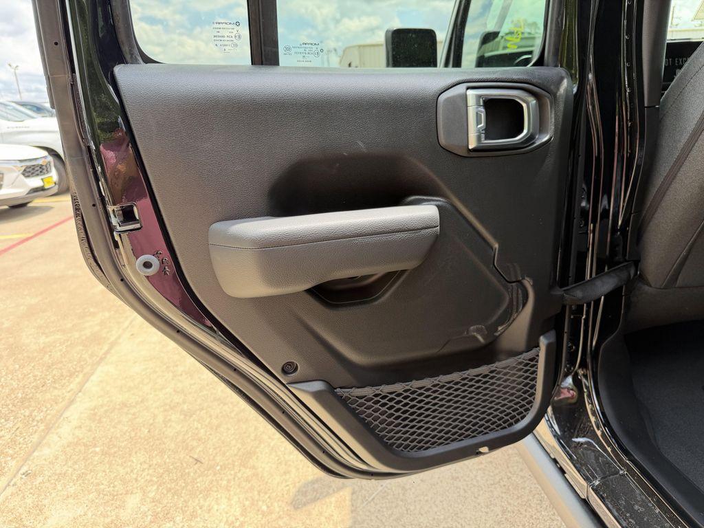 new 2026 Jeep Wrangler car, priced at $55,760
