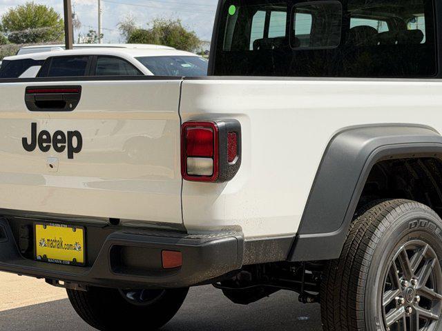 new 2026 Jeep Gladiator car, priced at $39,145