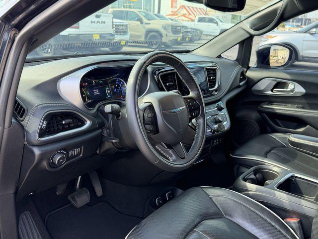 used 2020 Chrysler Pacifica Hybrid car, priced at $22,644