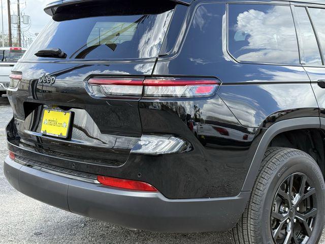 used 2024 Jeep Grand Cherokee L car, priced at $33,492