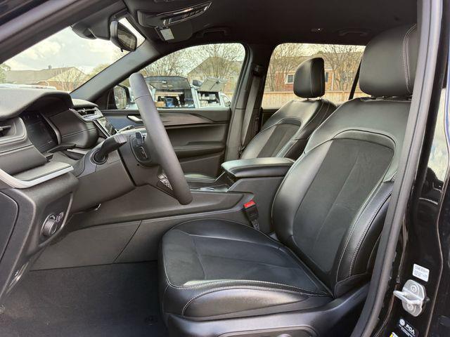 used 2024 Jeep Grand Cherokee L car, priced at $33,492