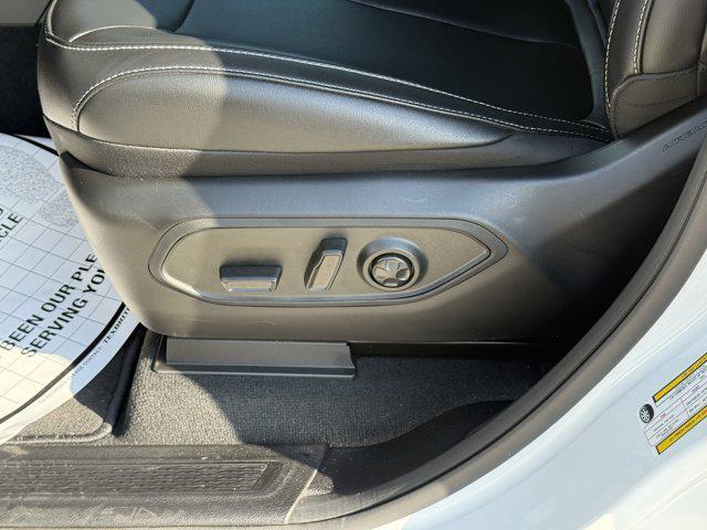 new 2025 Jeep Grand Cherokee L car, priced at $38,518