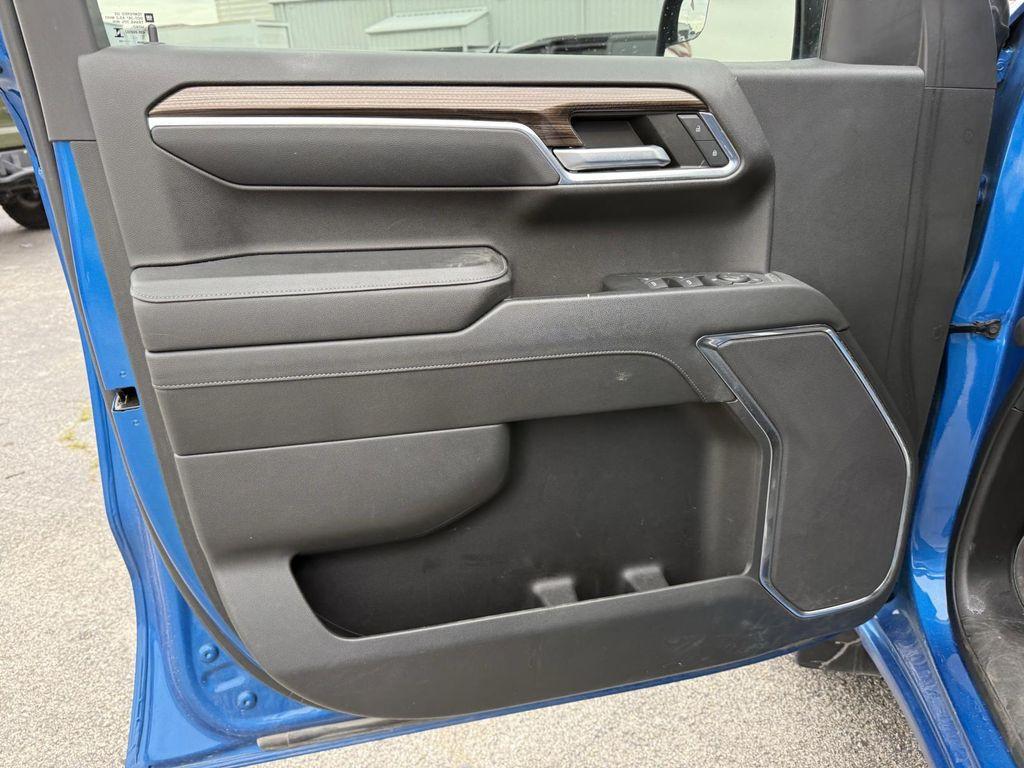 used 2023 Chevrolet Silverado 1500 car, priced at $34,000