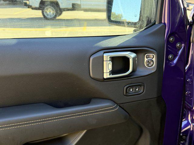 new 2026 Jeep Gladiator car, priced at $44,023