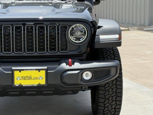 new 2025 Jeep Gladiator car, priced at $41,464