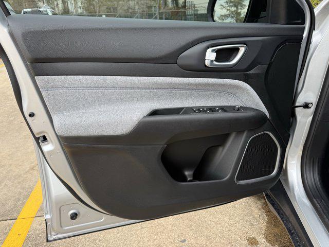 new 2026 Jeep Compass car, priced at $25,749