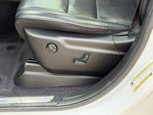 used 2017 Jeep Grand Cherokee car, priced at $17,246